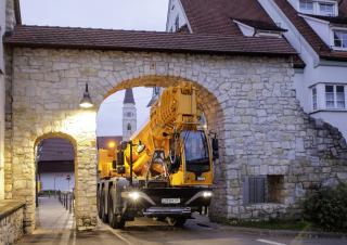 Autódaruk Liebherr LTC 1050-3.1 