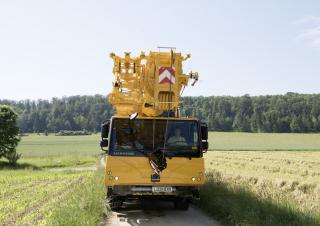 Autódaruk Liebherr LTM 1050-3.1 