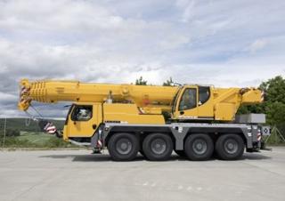 Autódaruk Liebherr LTM 1070-4.2 