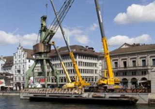 Autódaruk Liebherr LTM 1070-4.2 