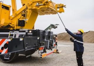 Autódaruk Liebherr LTM 1090-4.2 