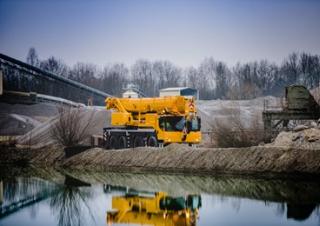 Autódaruk Liebherr LTM 1090-4.2 