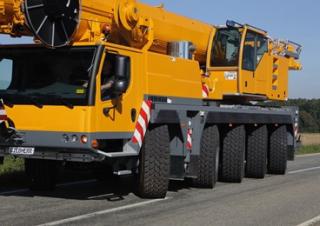 Autódaruk Liebherr LTM 1095-5.1 