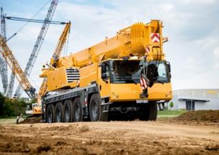 Autódaruk Liebherr LTM 1100-5.2 