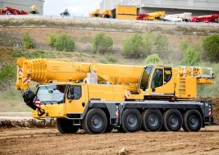 Autódaruk Liebherr LTM 1100-5.2 