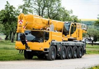 Autódaruk Liebherr LTM 1100-5.2 