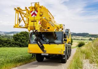 Autódaruk Liebherr LTM 1130-5.1 