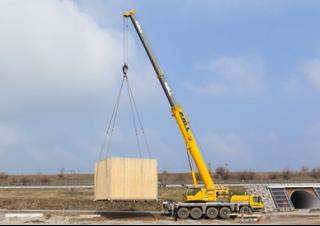 Autódaruk Liebherr LTM 1130-5.1 