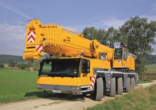 Autódaruk Liebherr LTM 1200-5.1 