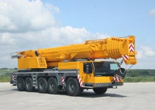 Autódaruk Liebherr LTM 1200-5.1 