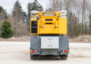 Autódaruk Liebherr LTM 1450-8.1 