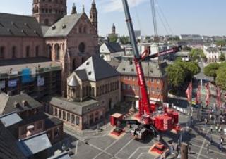 Autódaruk Liebherr LTM 1750-9.1 