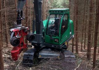 Erdészeti gépek Betakartógépek Neuson Forest 104HVT
