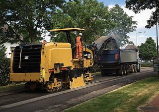 Burkolatmarók Caterpillar PM620