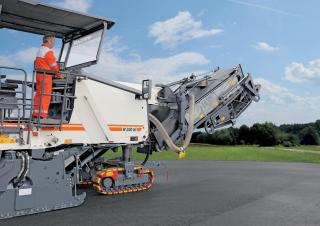 Burkolatmarók Wirtgen W 200 Hi