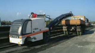 Burkolatmarók Wirtgen W 50 DC