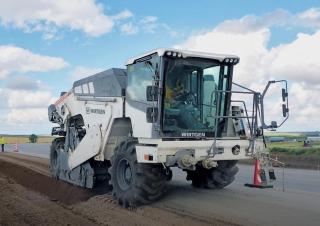 Burkolatújrahasznostók / hideg újrahasznostók Wirtgen WR 250i