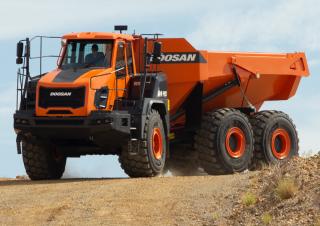 Csuklóvázas dömperek Doosan DA45-5