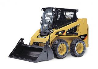 Csúszókormányzású rakodók Caterpillar 216B Serie 3
