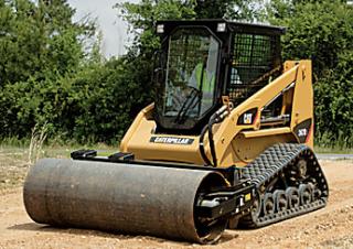 Csúszókormányzású rakodók Caterpillar 247B II