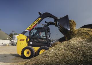 Csúszókormányzású rakodók New Holland L213