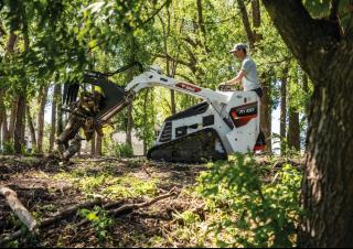 Csúszókormányzású rakodók Bobcat MT100