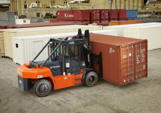 Dízel targoncák Toyota THD3300S-24