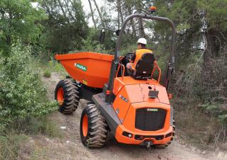 Dömperek Ausa D 1001 APG