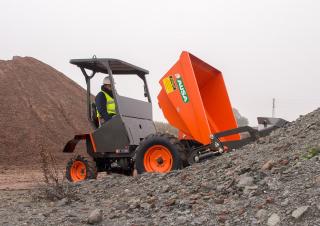 Dömperek Ausa D 175 RMS