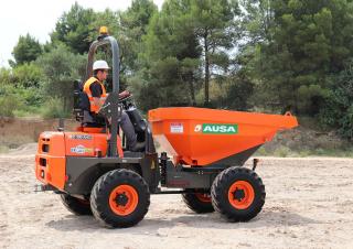 Dömperek Ausa D 300 AHG