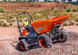 Dömperek Ausa D 601 AHG