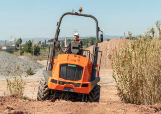 Dömperek Ausa DR 601 AHG
