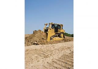 Dózerek Caterpillar D6T
