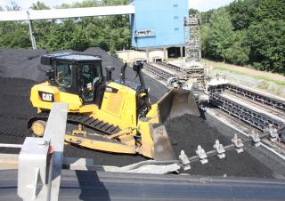 Dózerek Caterpillar D7E