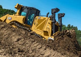 Dózerek Caterpillar D8