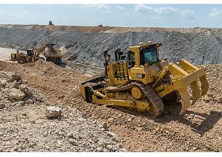 Dózerek Caterpillar D9T