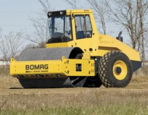 Hengerek Egyhengeres hengerek Bomag BW 211 D-40