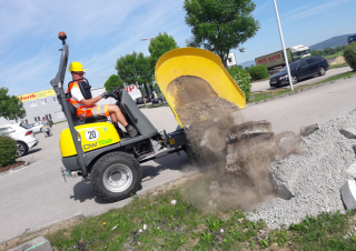 Elektromos kerekes dömperek Wacker Neuson DW15e