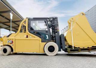 Elektromos targoncák Caterpillar EP65N