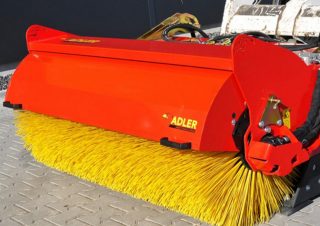 Nyári kapbantartási eszközök Utcaseprők Felszerelhető seprők Adler KS 750-210
