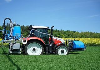 Felszerelhető szántóföldi permetezők Lemken Sirius 12/1300
