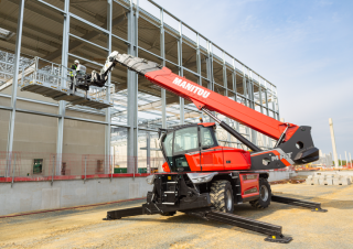 Forgó felsővázas teleszkóps rakodók Manitou MRT-X 3060