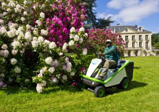 Fűnyíró és kertitraktorok Etesia BAHIA ELECTRIC M2EL