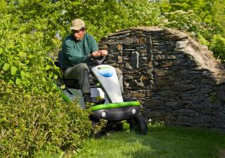 Fűnyíró és kertitraktorok Etesia BAHIA ELECTRIC M2EL