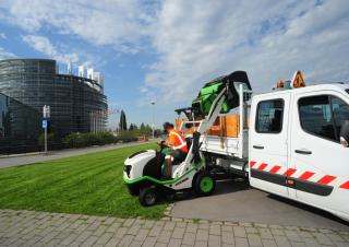 Fűnyíró és kertitraktorok Etesia BUFFALO 100 BVHPX2