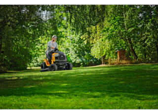 Fűnyíró és kertitraktorok Cub Cadet LT3 PS107
