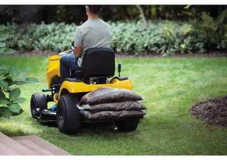 Fűnyíró és kertitraktorok Cub Cadet XT2 ES107