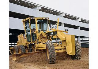 Gréderek Caterpillar 140K2