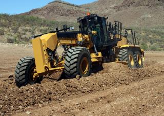Gréderek Caterpillar 16M3