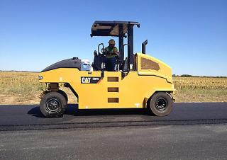 Hengerek Gumihengerek Caterpillar CW16